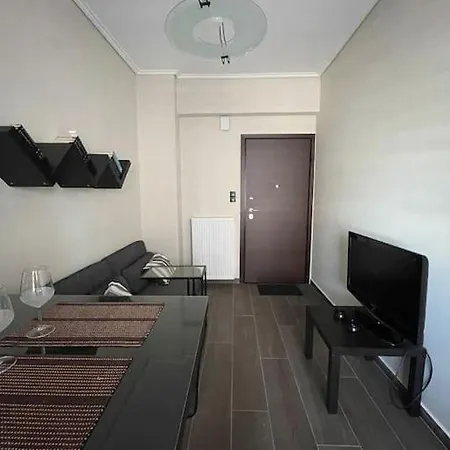 City Apartment Corinth Exterior photo